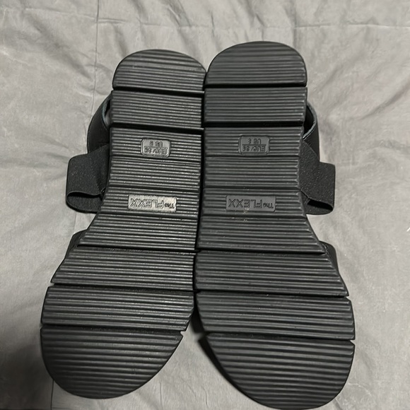 - The flexx banzai sandal - Picture 6 of 6